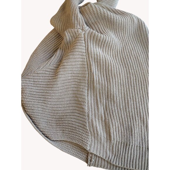 Love Tree Sweater Large Knotted Back Long Sleeve - Picture 11 of 13